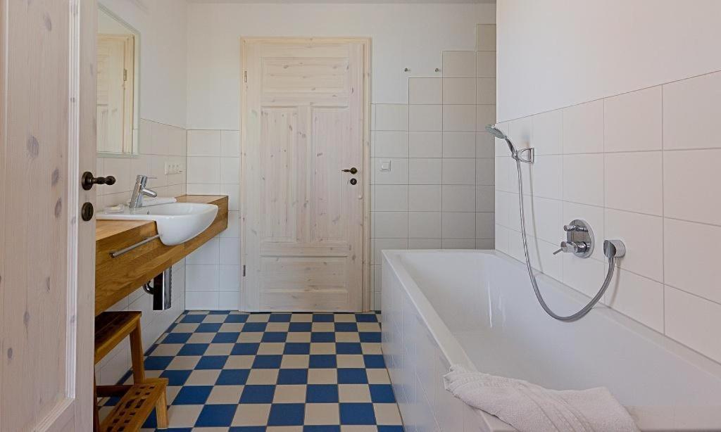 Kapitaenshaus - Kajuete Villa Ahrenshoop Bagian luar foto